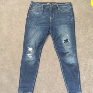 Mossimo distressed jegging denim